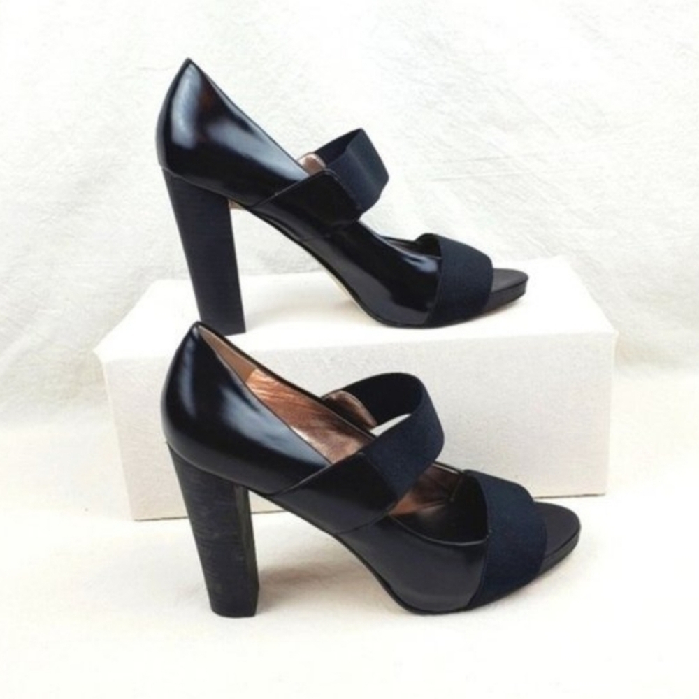Banana Republic Black Open-Toe Block Heel Sandals